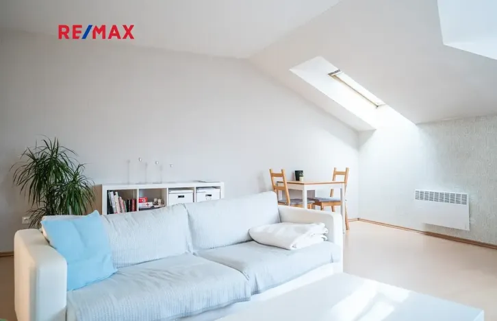 Prodej bytu 2+kk, Hradec Králové, Za Škodovkou, 68 m2