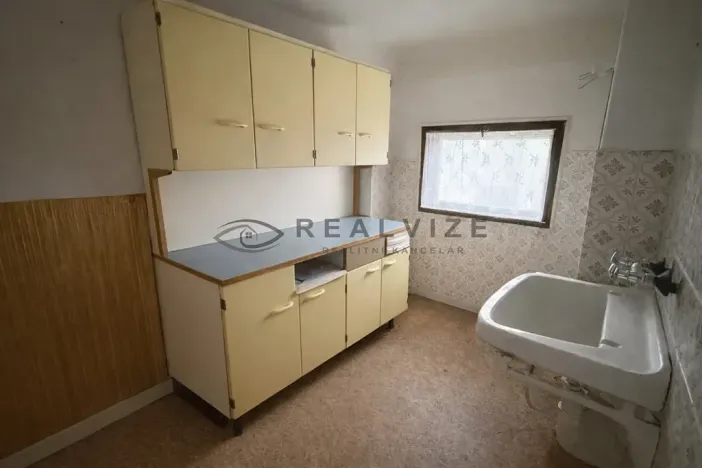 Prodej rodinného domu, Kamenný Újezd, Zahradní, 133 m2