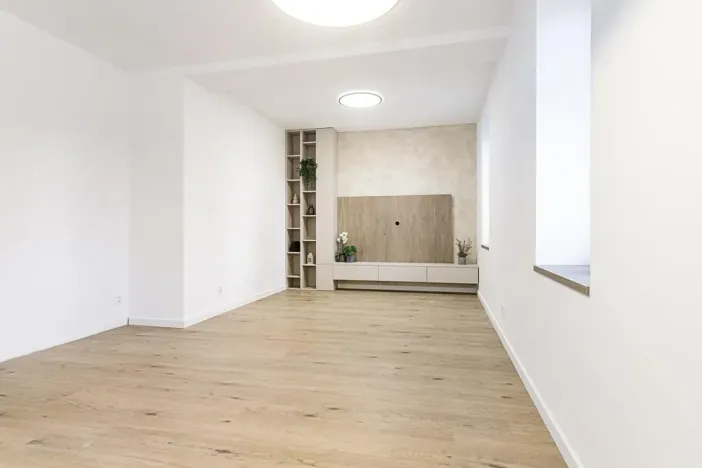 Pronájem bytu 2+kk, Ostrava, Slavníkovců, 54 m2