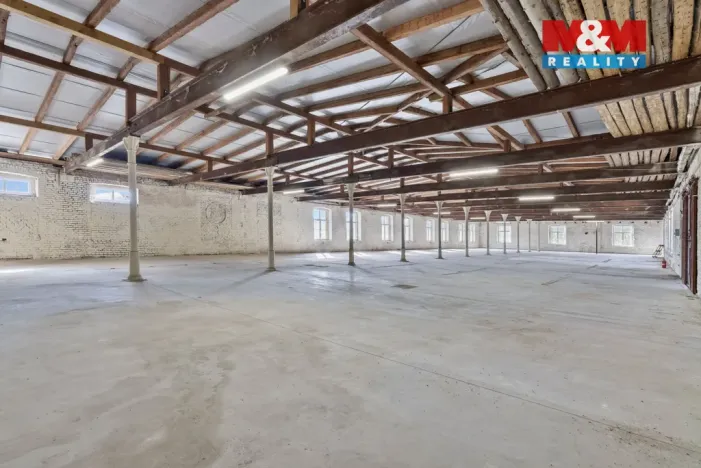 Pronájem výrobních prostor, Višňová - Poustka, 884 m2