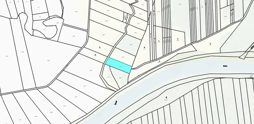 Dražba pole, Klokočí, 1391 m2