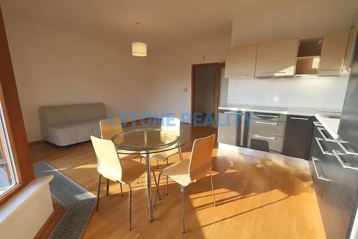 Prodej bytu 1+kk, Praha - Záběhlice, Mattioliho, 37 m2