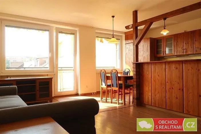 Pronájem bytu 3+kk, Praha, U Slovanky, 73 m2