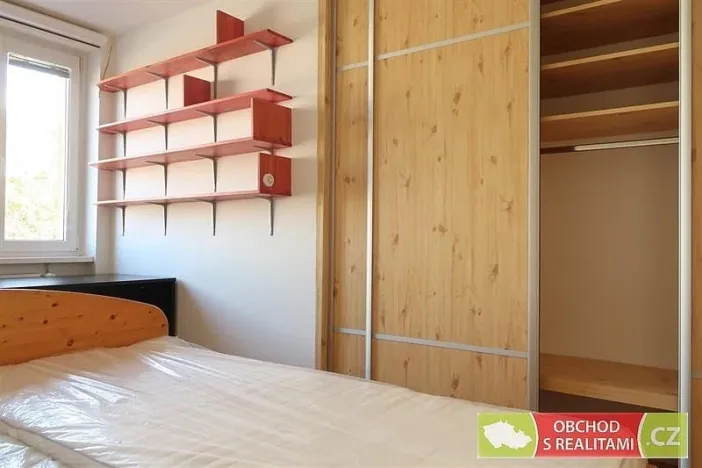 Pronájem bytu 3+kk, Praha, U Slovanky, 73 m2