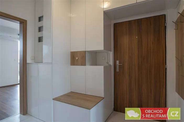 Pronájem bytu 2+kk, Přezletice, Pod Zahrady, 66 m2