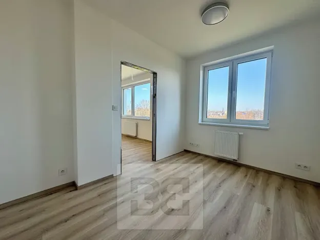 Pronájem bytu 2+kk, Brno, Jižní, 37 m2