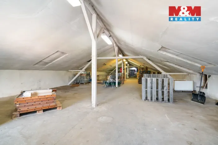 Prodej skladu, Jílové, Teplická, 3160 m2
