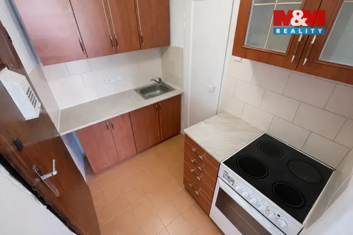 Pronájem bytu 1+kk, Praha - Vršovice, Ruská, 35 m2