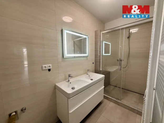 Pronájem bytu 2+kk, Hradec Králové, K Meteoru, 50 m2