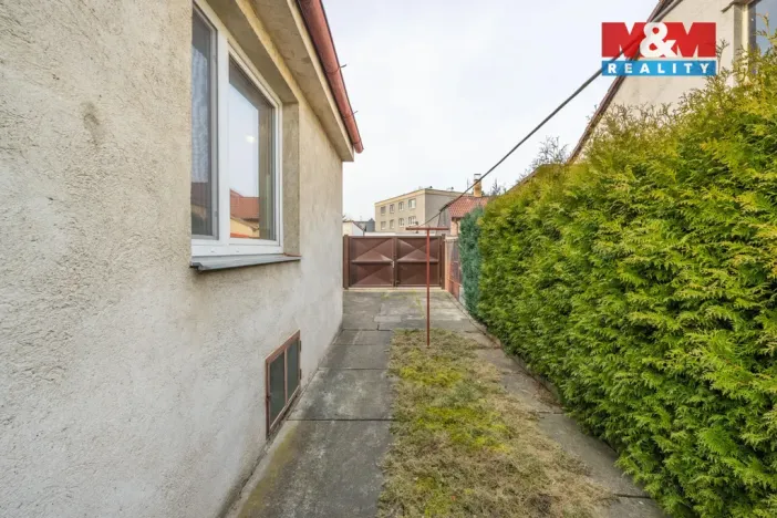 Prodej rodinného domu, Kladno - Švermov, Dvořákova, 92 m2