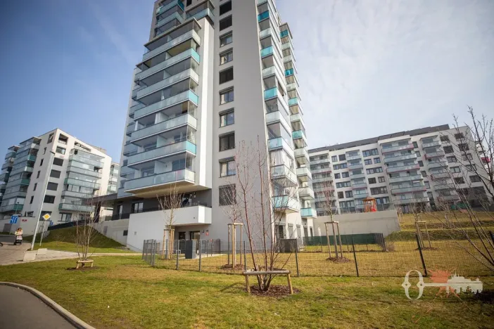 Prodej bytu 3+kk, Praha - Hloubětín, Laponská, 66 m2