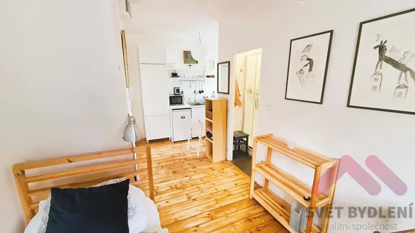 Pronájem bytu 1+kk, Praha - Libeň, Nad Rokoskou, 24 m2