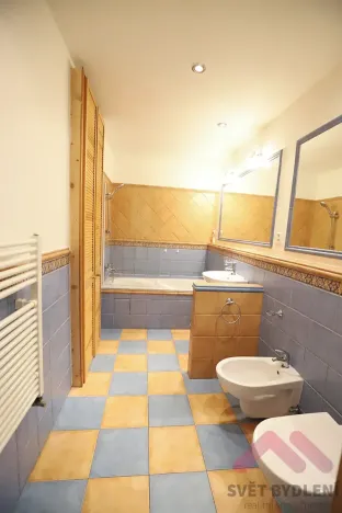 Pronájem bytu 2+kk, Praha - Nové Město, Koubkova, 52 m2