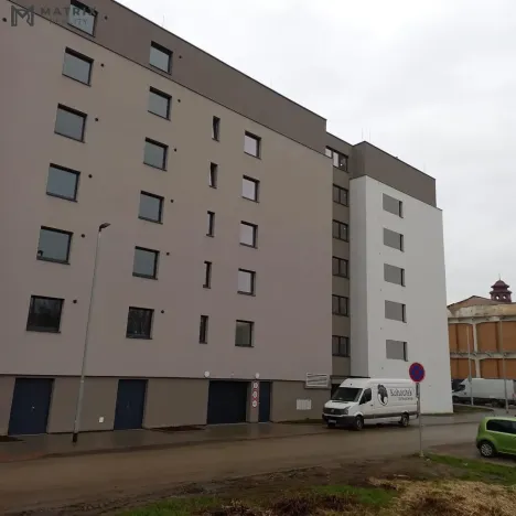 Pronájem bytu 2+kk, Pardubice, Východní, 43 m2