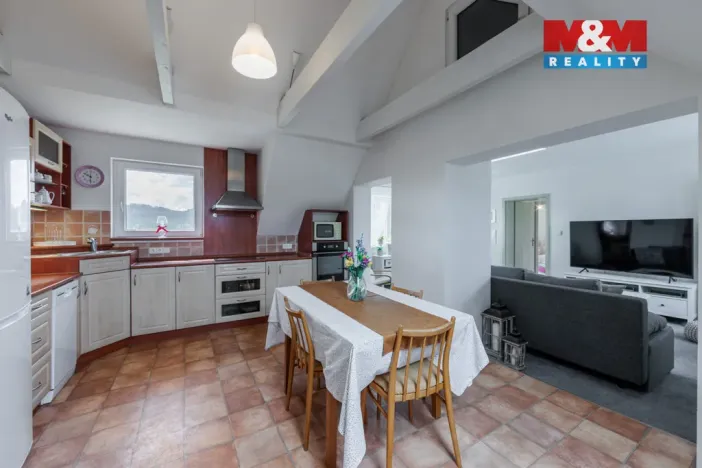 Prodej rodinného domu, Karlovy Vary - Bohatice, Na Stezce, 182 m2