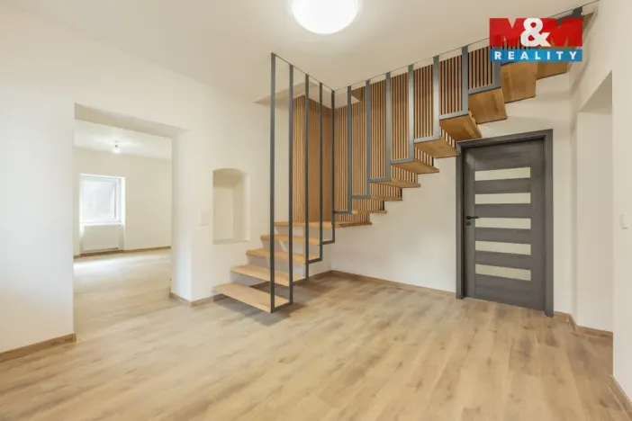 Prodej rodinného domu, Klobuky - Páleček, 179 m2