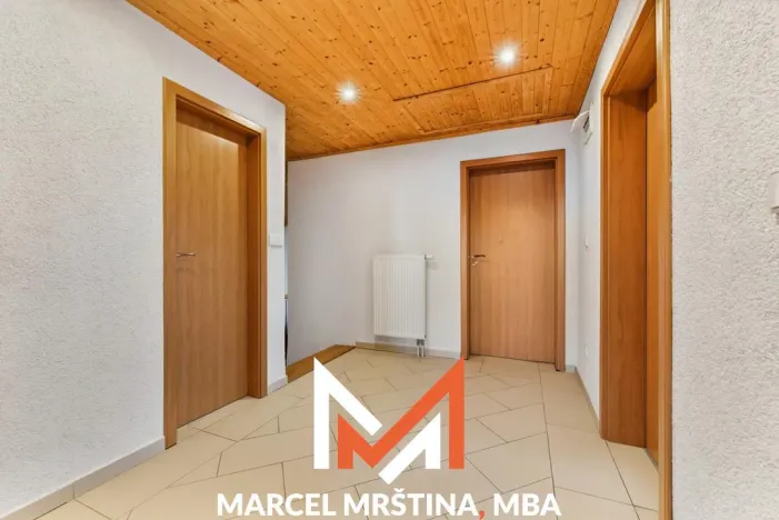 Prodej rodinného domu, Borová, 307 m2