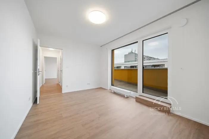Pronájem bytu 1+kk, Praha - Chodov, Líbalova, 32 m2