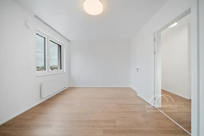 Pronájem bytu 1+kk, Praha - Chodov, Líbalova, 30 m2