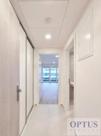 Pronájem bytu 1+kk, Praha - Hloubětín, Poděbradská, 32 m2