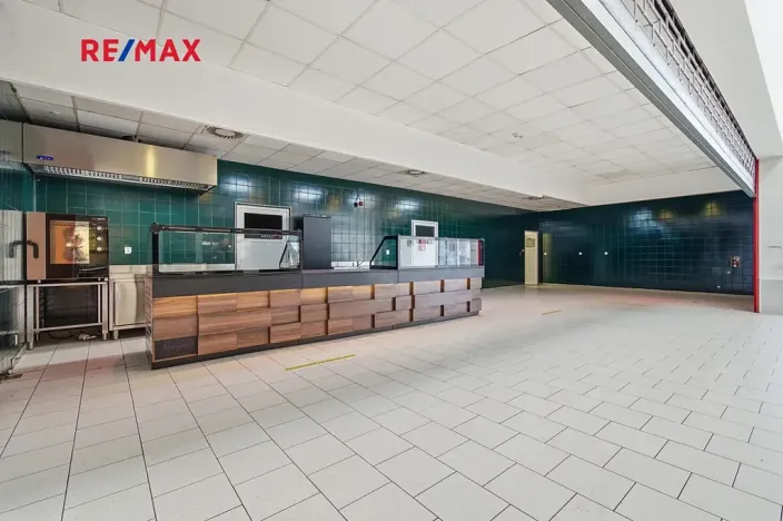 Pronájem obchodního prostoru, Plzeň, 181 m2