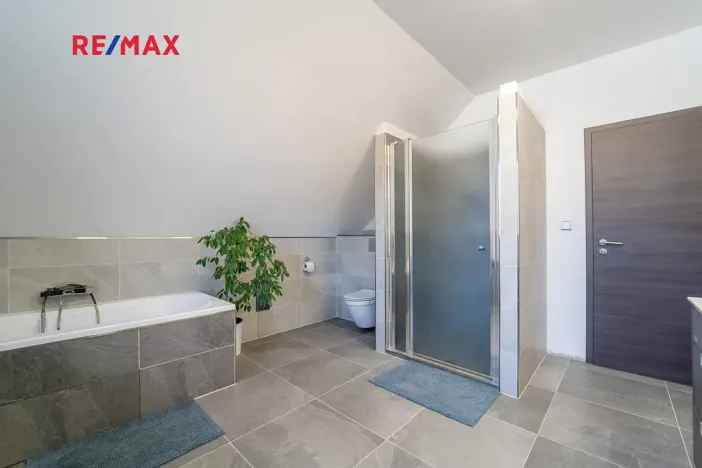 Prodej rodinného domu, Sokoleč, Luční, 167 m2