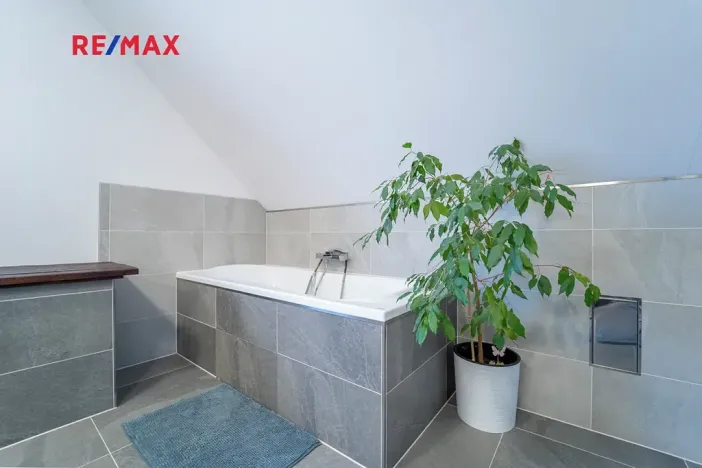 Prodej rodinného domu, Sokoleč, Luční, 167 m2