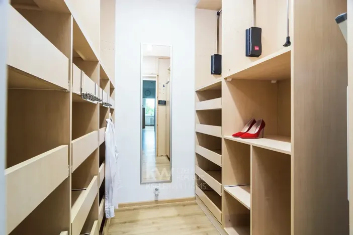 Pronájem bytu 3+1, Praha - Střešovice, Střešovická, 77 m2