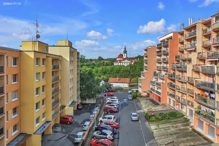 Pronájem bytu 3+1, Praha - Břevnov, Sartoriova, 123 m2