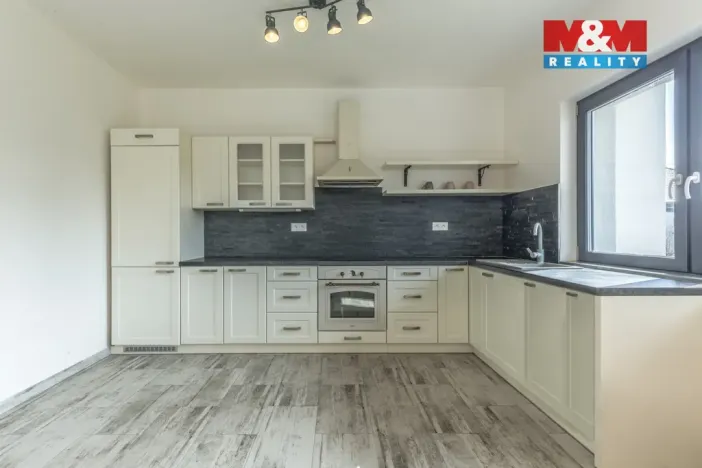 Pronájem rodinného domu, Nový Vestec, Ovocná, 132 m2