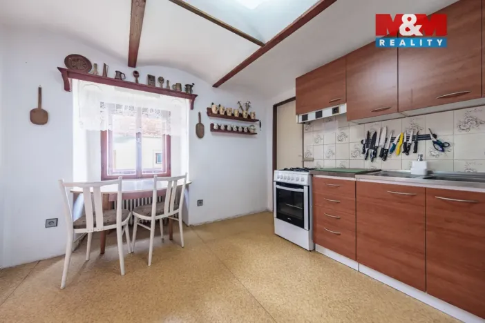 Prodej rodinného domu, Jankov - Holašovice, 250 m2