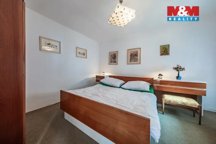 Prodej rodinného domu, Jankov - Holašovice, 250 m2