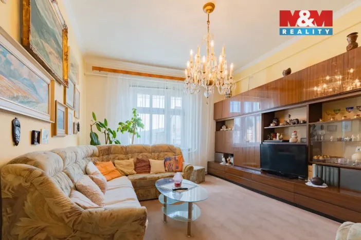 Prodej bytu 4+1, Karlovy Vary - Bohatice, Jáchymovská, 102 m2