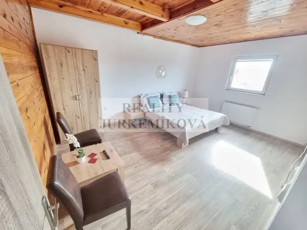 Prodej vícegeneračního domu, Černá v Pošumaví, 200 m2