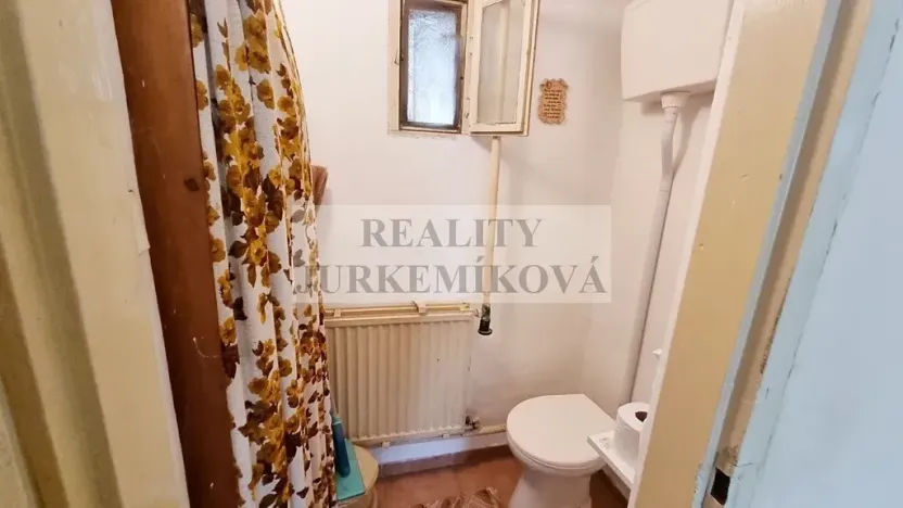 Prodej rodinného domu, Nákří, 567 m2