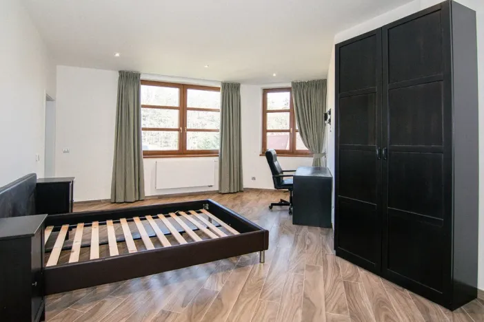 Pronájem bytu 4+kk, Jevany, Aldašínská, 148 m2