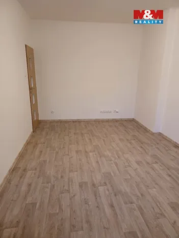 Pronájem bytu 1+kk, Louny, Přemyslovců, 23 m2