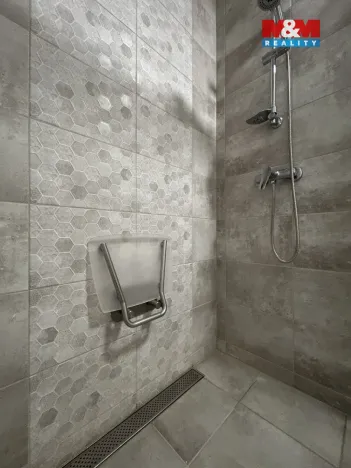 Pronájem bytu 1+1, Ústí nad Labem - Severní Terasa, Větrná, 35 m2