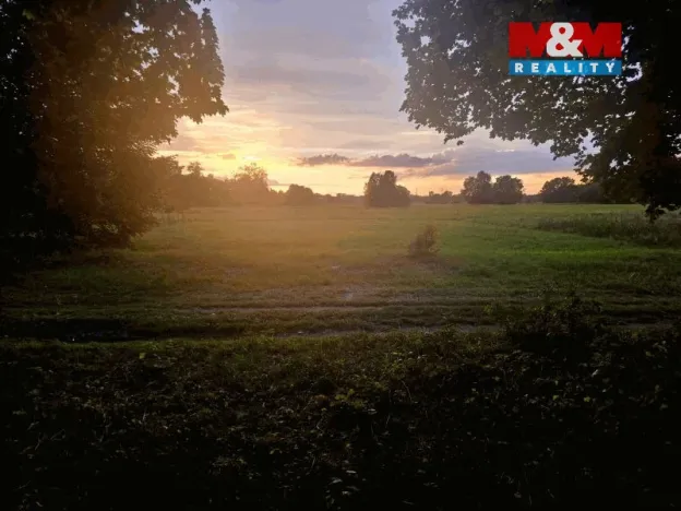 Prodej louky, Hradec Králové - Pražské Předměstí, 816 m2