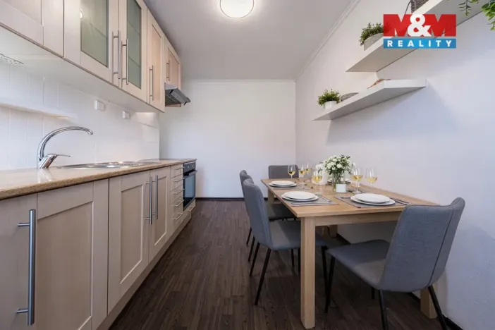 Prodej bytu 2+1, Milovice, Dukelská, 61 m2