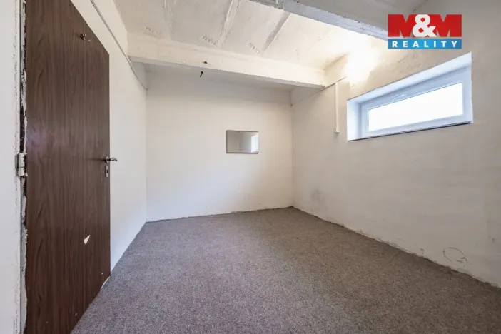 Prodej bytu 2+1, Milovice, Dukelská, 61 m2