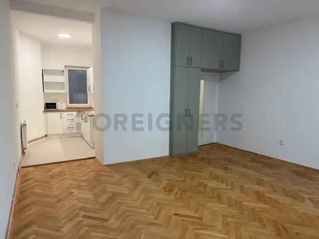 Pronájem bytu 1+kk, Hradec Králové, Velké náměstí, 45 m2