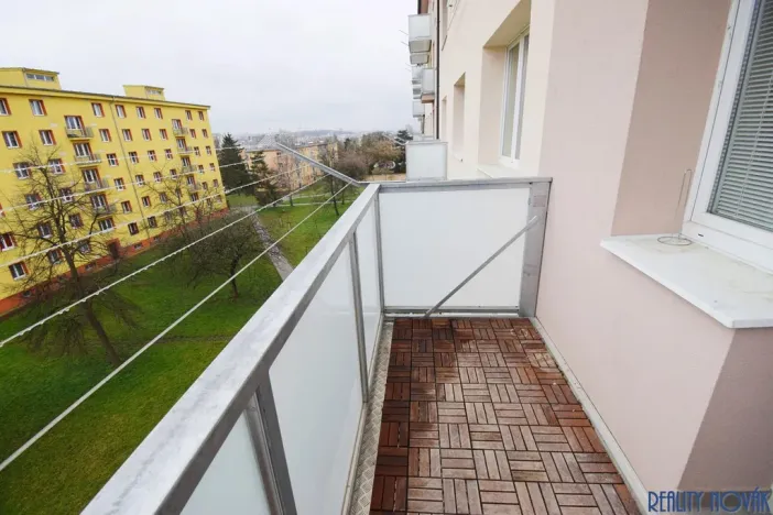 Pronájem bytu 2+kk, Praha - Hloubětín, Zelenečská, 54 m2