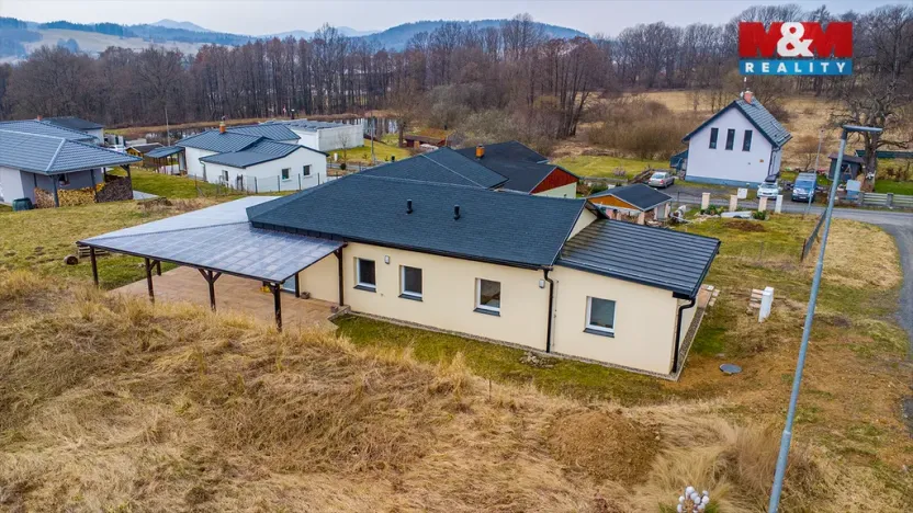 Prodej rodinného domu, Horní Podluží - Světlík, 180 m2