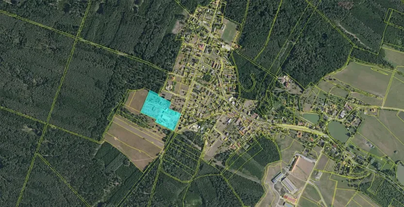 Prodej výrobních prostor, Seletice, 19535 m2