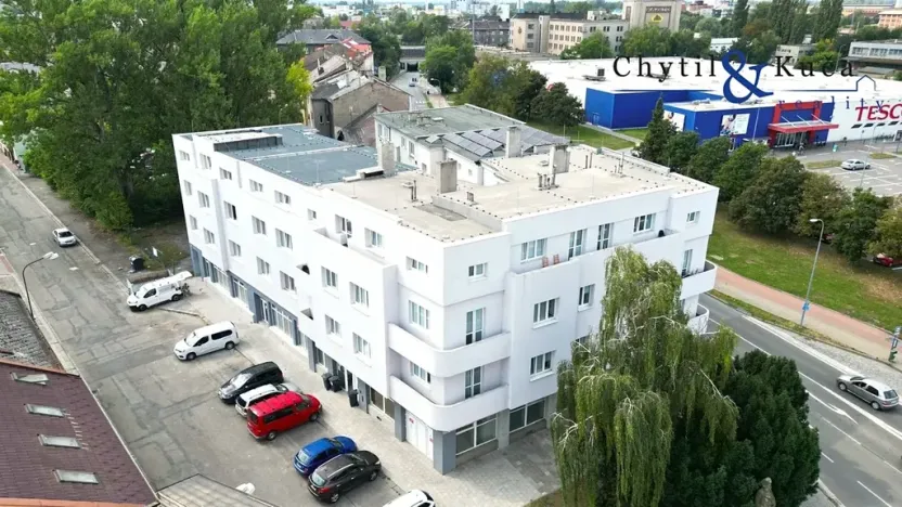 Pronájem obchodního prostoru, Přerov, Škodova, 138 m2