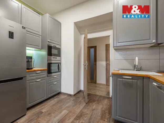 Pronájem bytu 3+kk, Praha - Libeň, Sokolovská, 61 m2