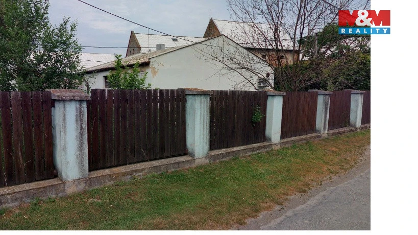 Prodej rodinného domu, Rusín, 619 m2