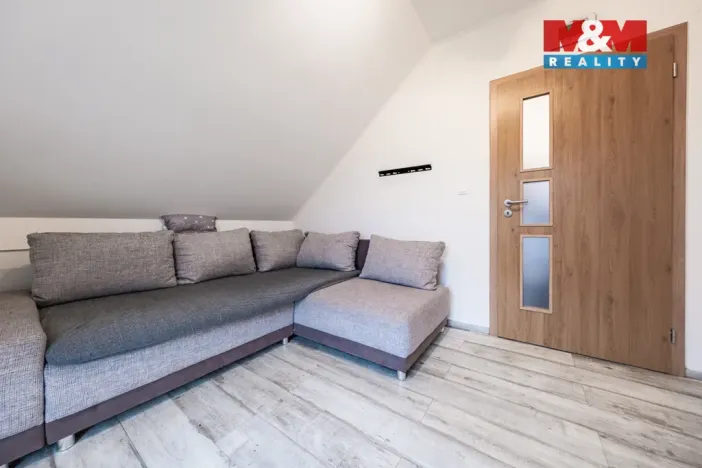 Prodej rodinného domu, Milovice - Mladá, 96 m2