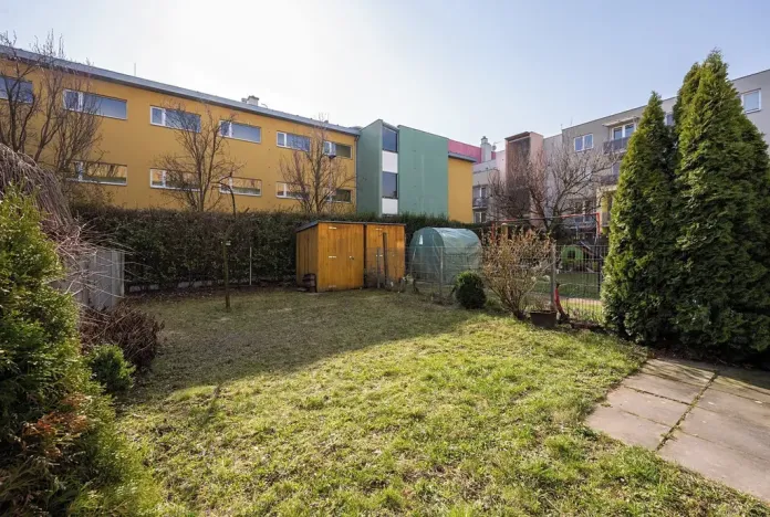Pronájem bytu 2+kk, Brno, Šmahova, 44 m2